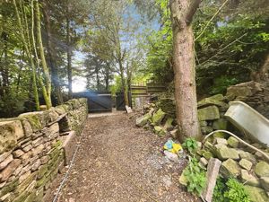 Photo 6- click for photo gallery